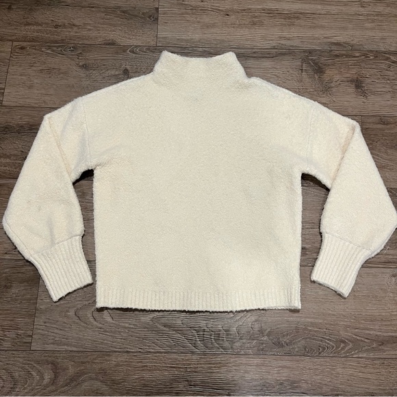 Marled Sweaters - Marled Cream Seeater